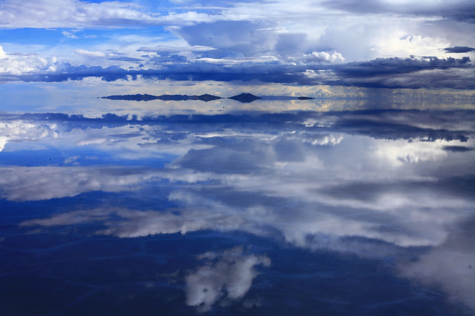 Salar De Uyuni Reflection Night